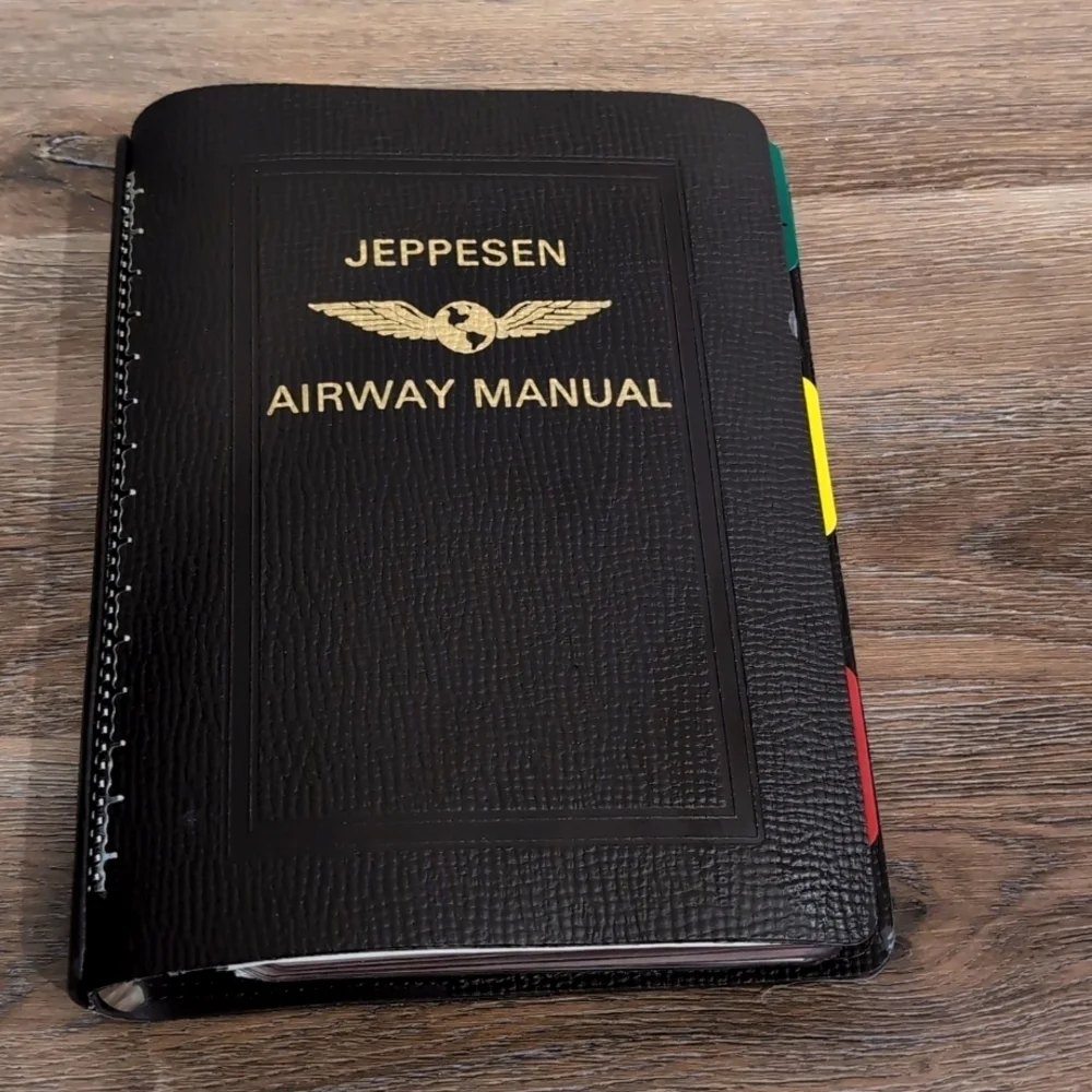 Jeppersen Flight Bag / Book Bag / Travel Bag / Computer Bag & 1998 Airway Manual